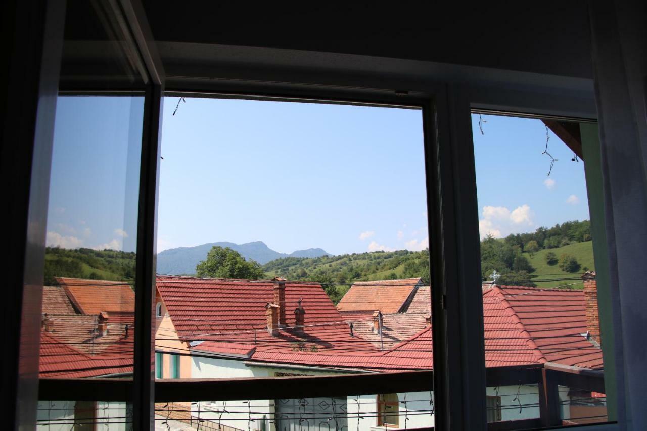 Casa Leny Hotel Tohanu Nou ภายนอก รูปภาพ